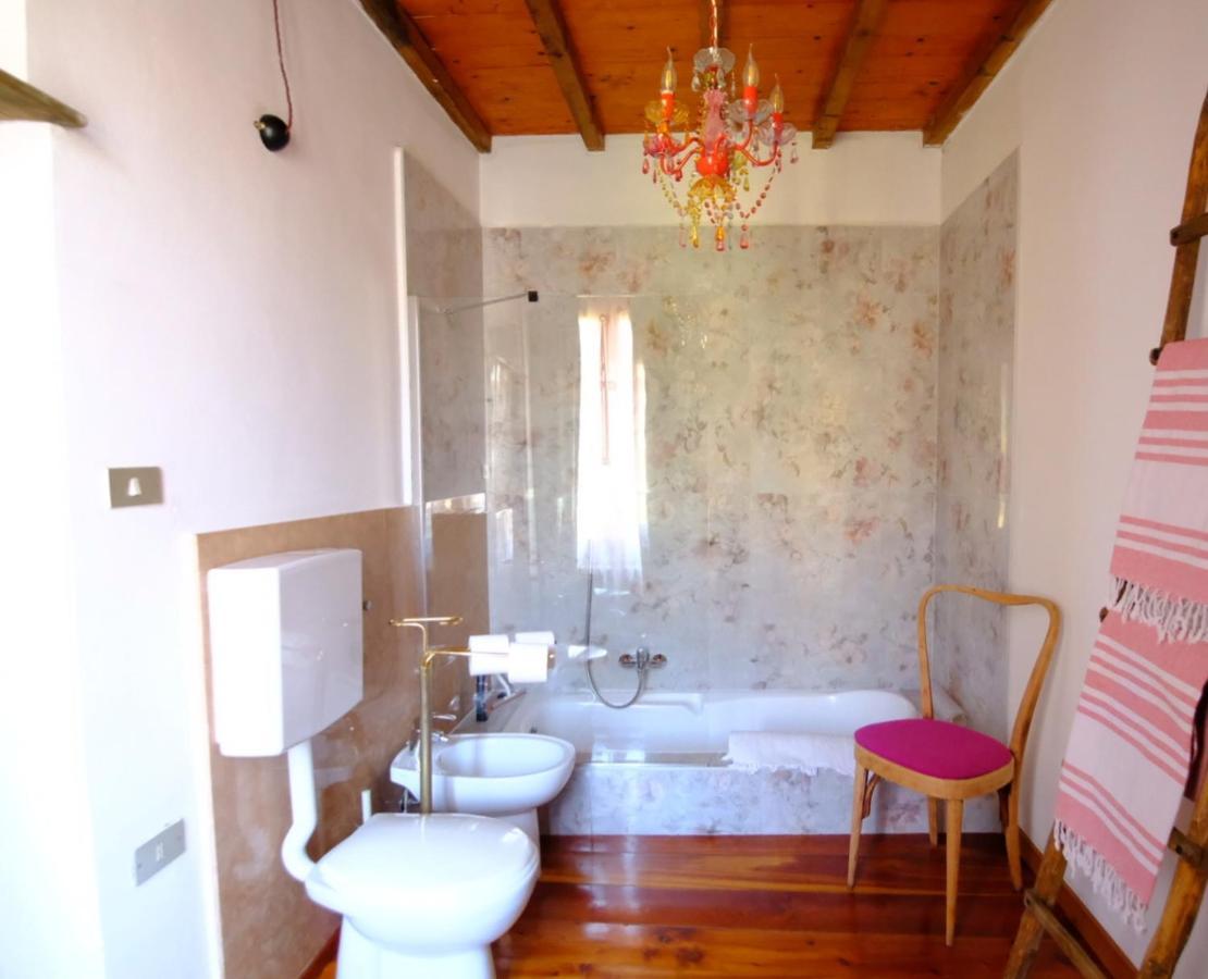 La Casa Dei Ciclisti Ponti sul Mincio Exterior foto
